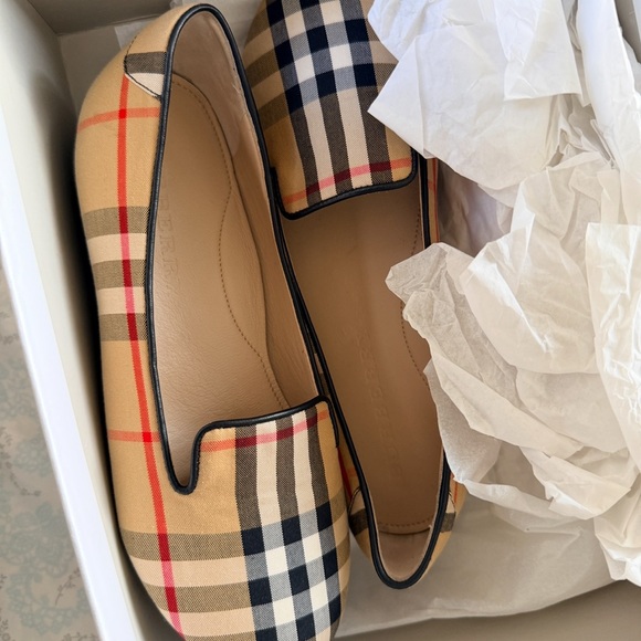 Burberry Vintage Check Slip-On Flats in Tan and Black - Picture 2 of 4